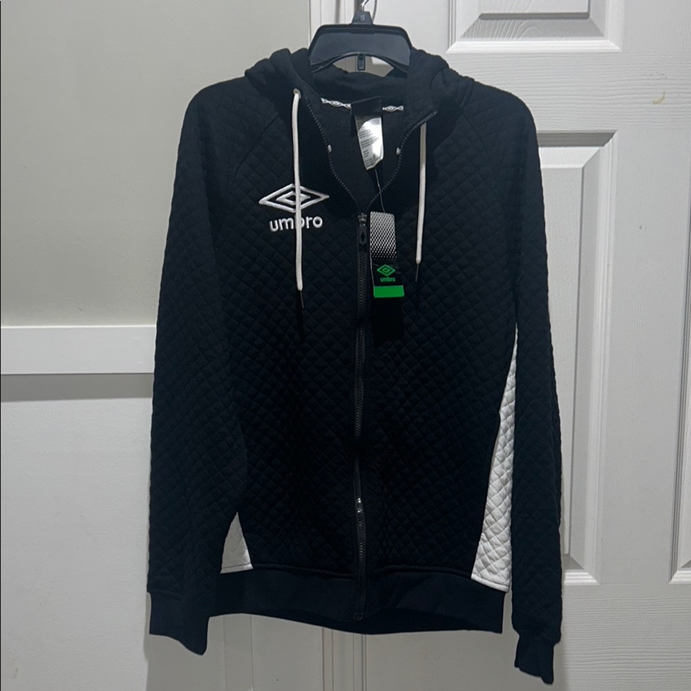 NWT Umbro Black and White Quilted Jacket